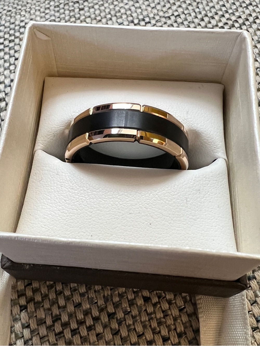 TRITON 8MM Tungsten Carbide Men’s Wedding Ring, size 12
